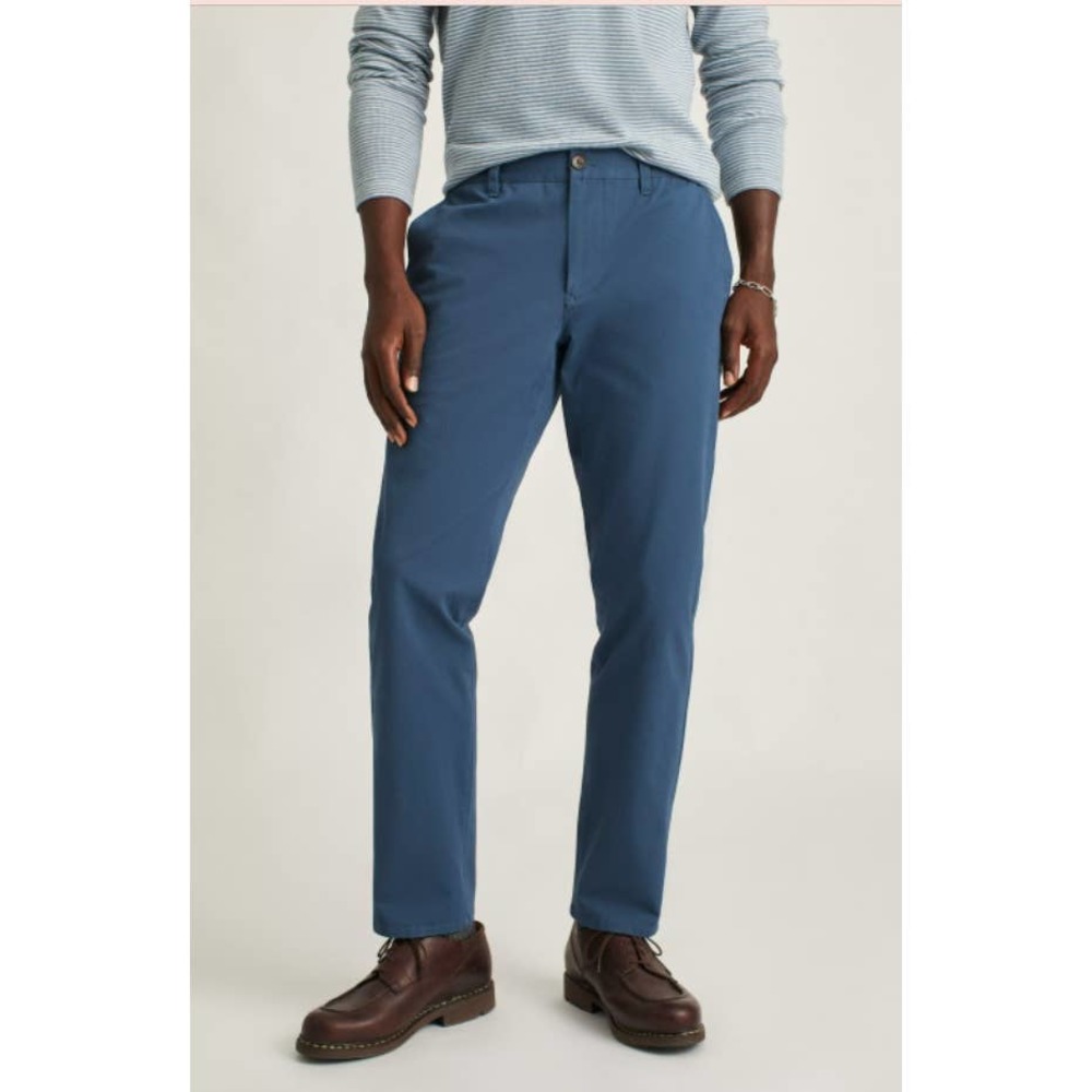 Bonobos Men's Slate Blue Slim Fit Chino's  Sz. 32/34 runs very small.